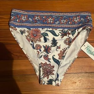 Brand new bikini bottoms